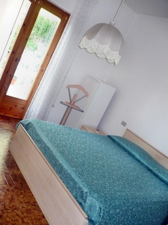 Appartamento Michela Brenzone sul Garda Pokoj fotografie